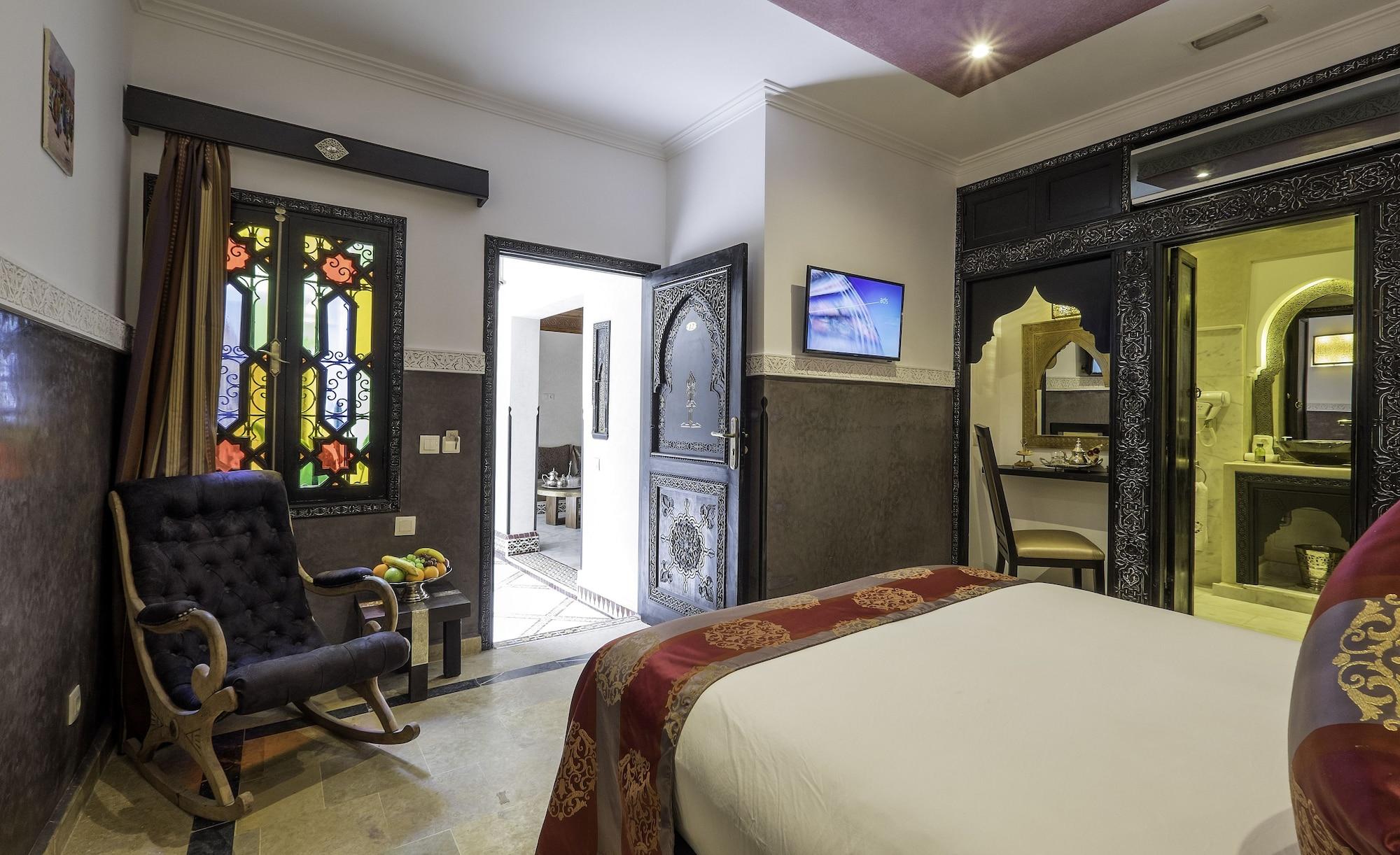 رياض نسمة رياد 3*
